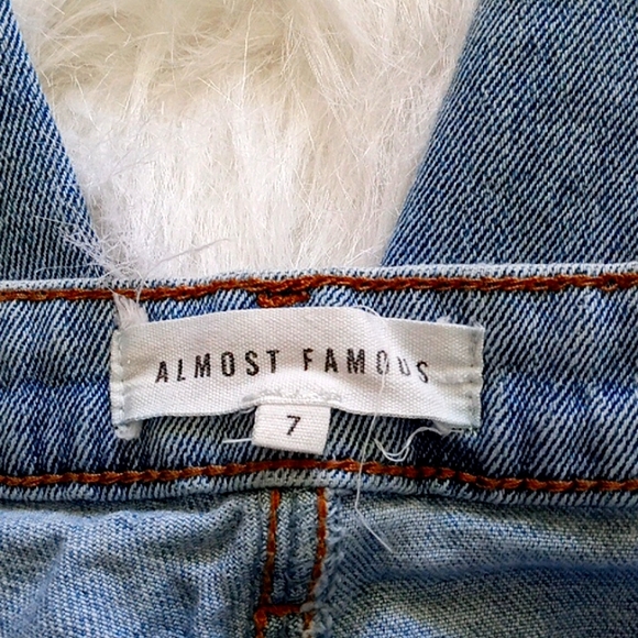 Women's almost famous jeans bundle - Picture 6 of 8